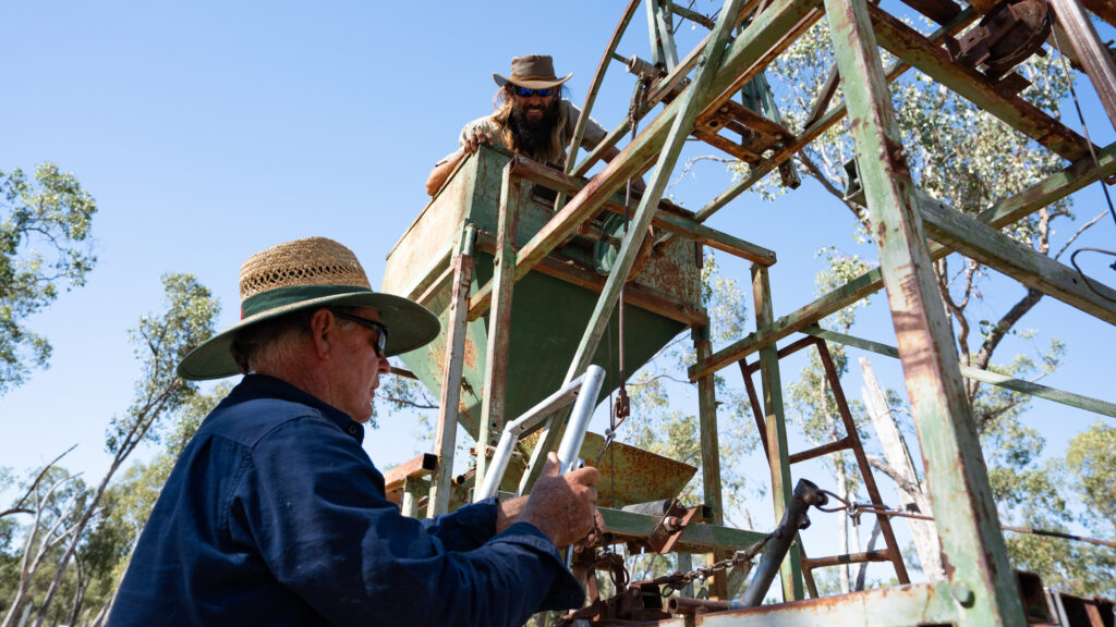 Gem Hunters Down Under — S1E6 — Stone and Water