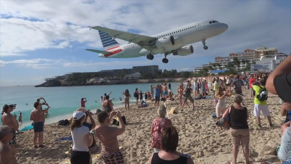 Planes Gone Viral — S1E1 — Mechanical Failure