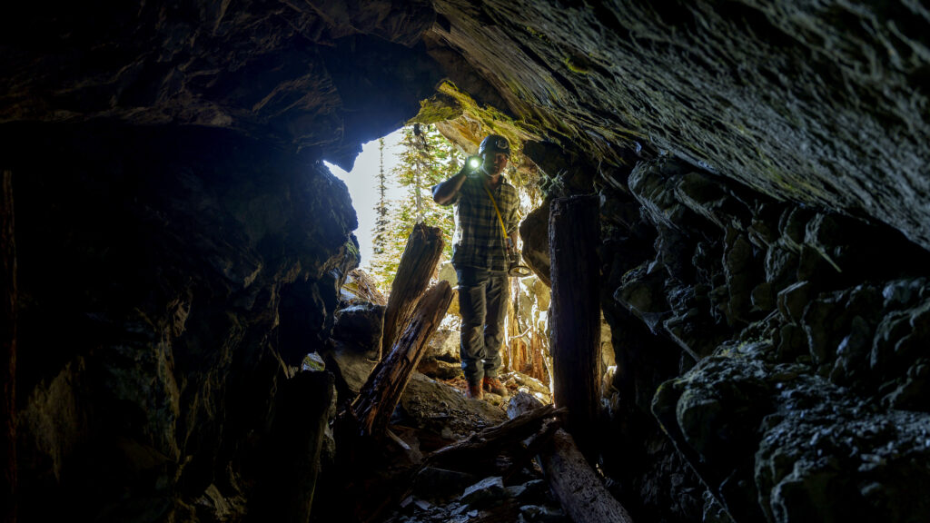 Deadman's Curse: The Lost Spanish Gold — S3E1 — The Return to the Lost Mine