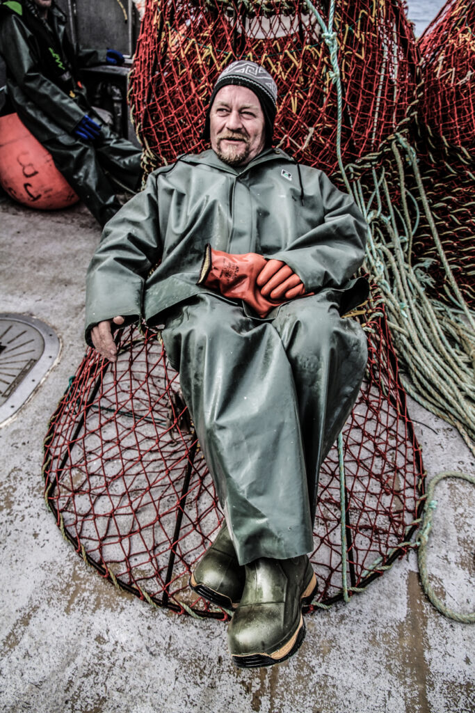 Cold Water Cowboys — S1E2 — Outwit, Outsmart, Outplay