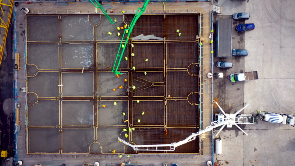 Building Giants — S3E7