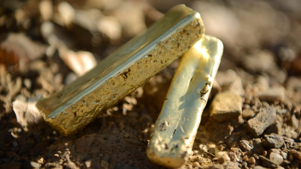 Yukon Gold — S1E1 — Sluice or Die