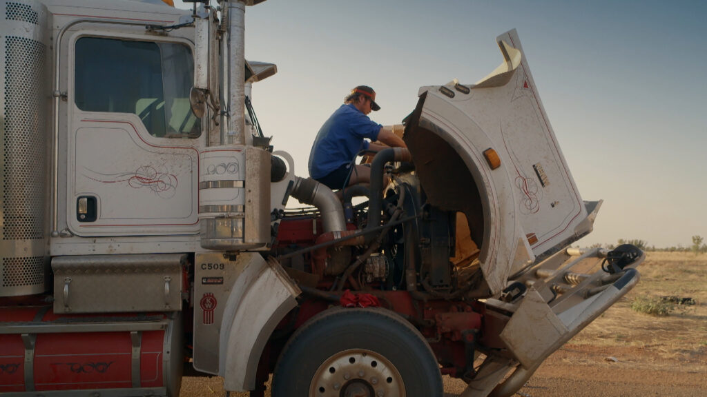 Aussie Road Train Truckers — S1E1 — 101